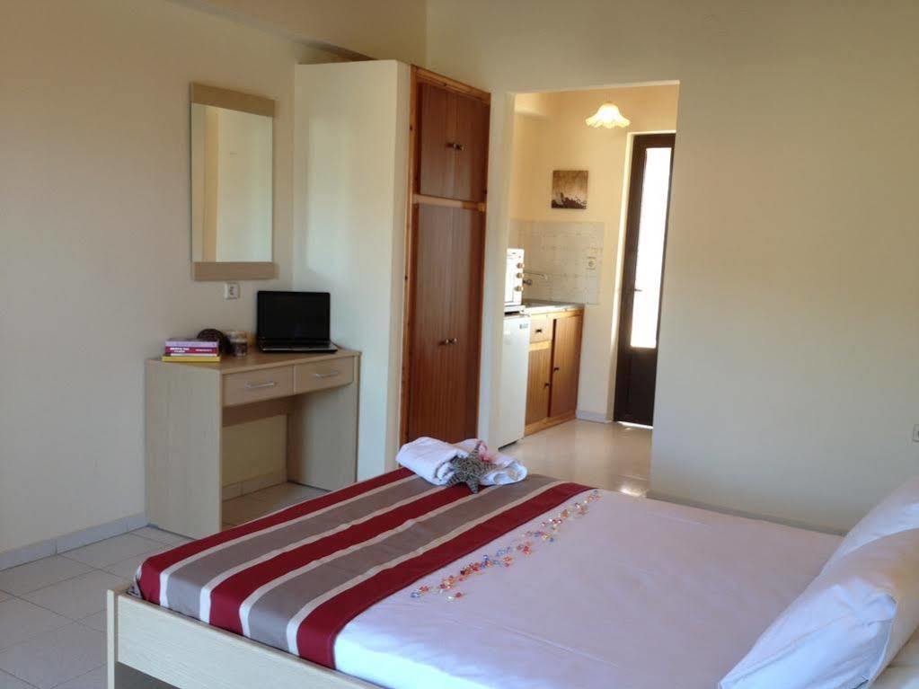 Antonio Studios Naxos City Экстерьер фото
