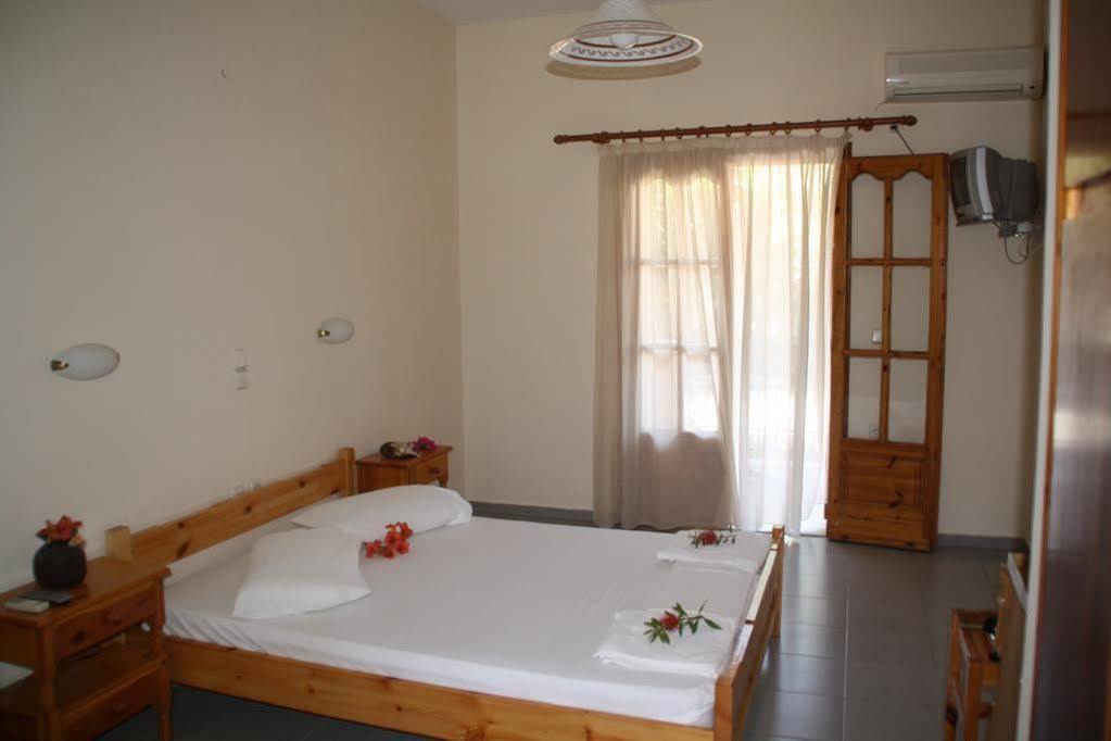 Antonio Studios Naxos City Экстерьер фото